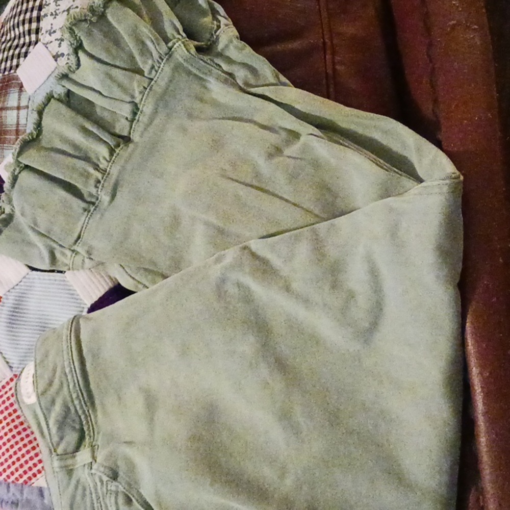 EST. 1946 mint green denim pants sz 22W,  ruffled ankle EXCELLENT CONDITION
